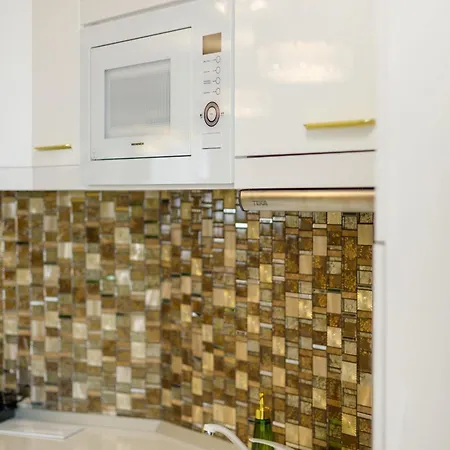 Beachscape By Apartment *